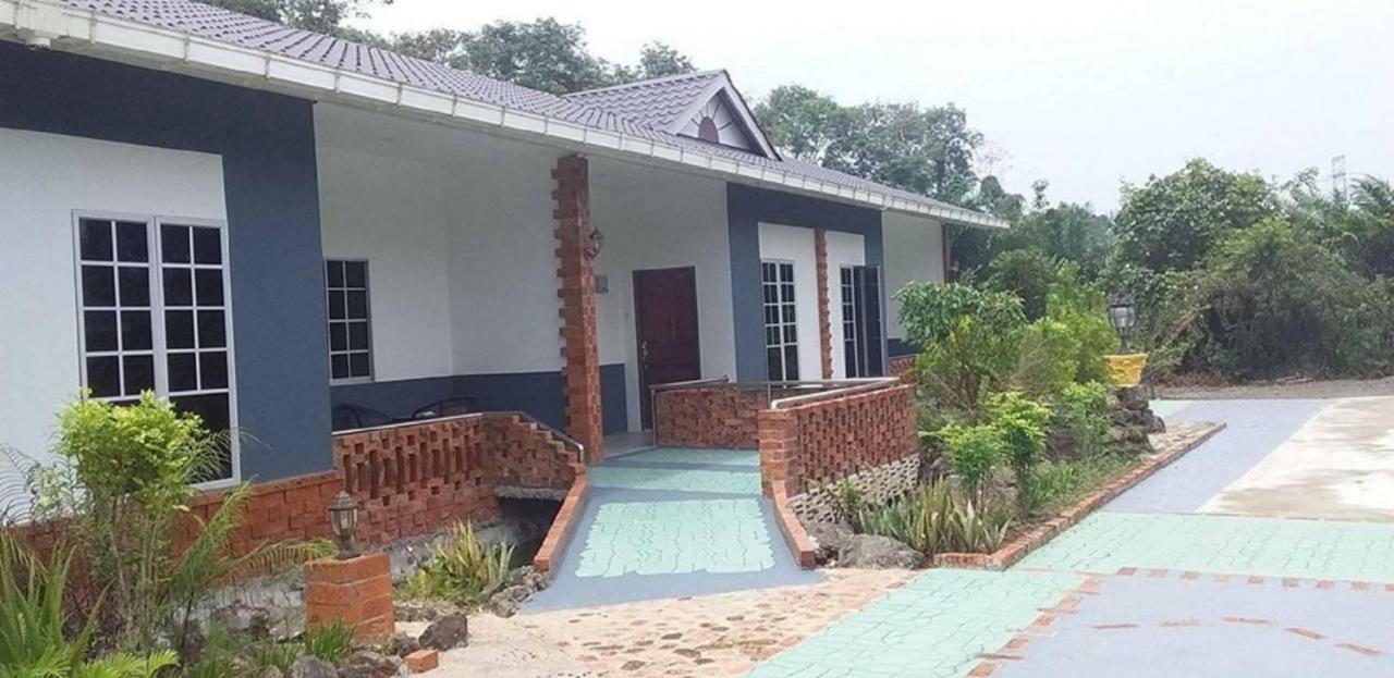 Seri Kenangan Kota Samarahan Exterior photo