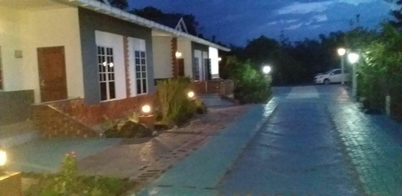 Seri Kenangan Kota Samarahan Exterior photo